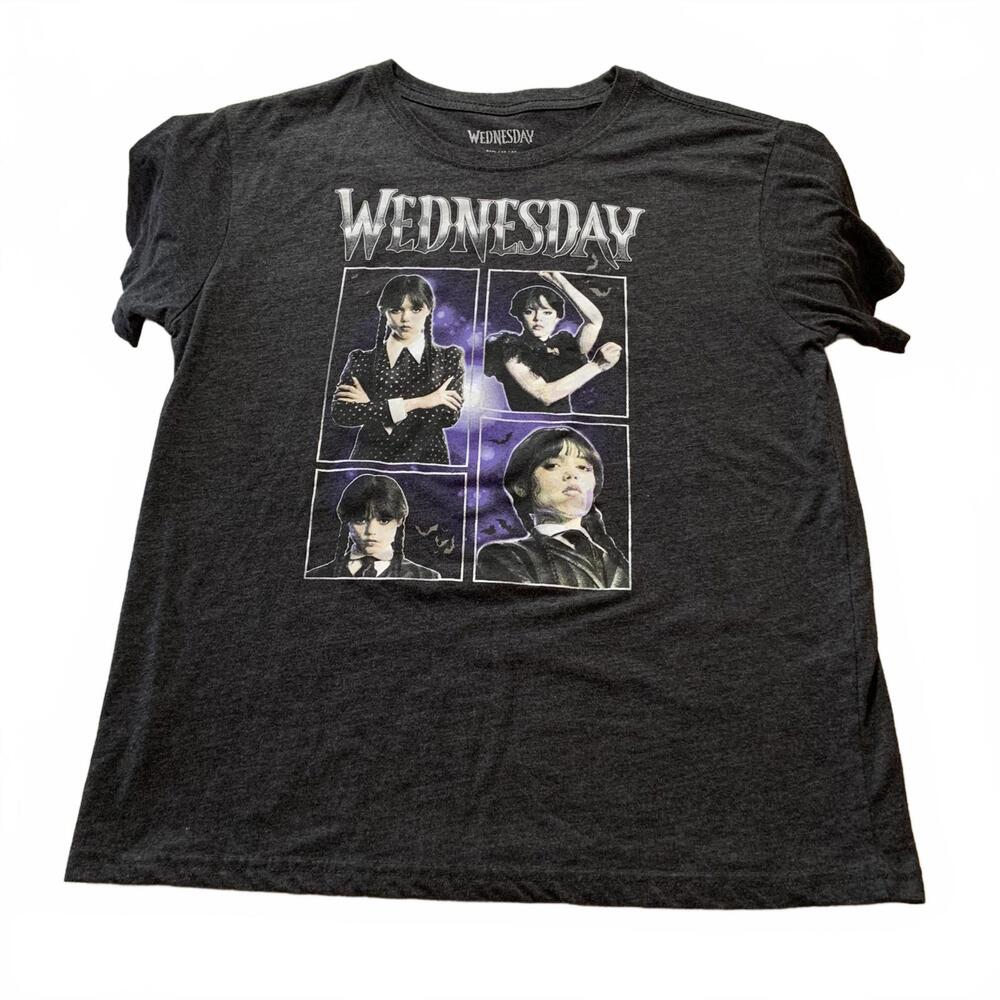 Wednesday Netflix Graphic T-Shirt Women’s Medium Dark Gray Goth TV Show Tee